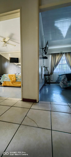 Others 2, 016 Guest House, Sedibeng