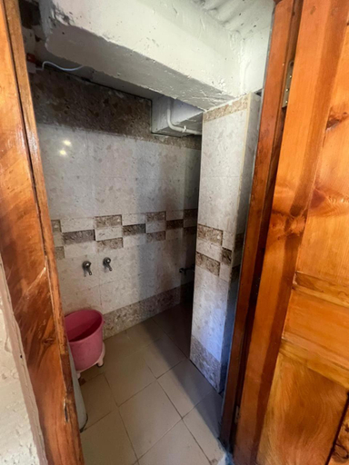 Bathroom 3, Pahadi House, Shimla