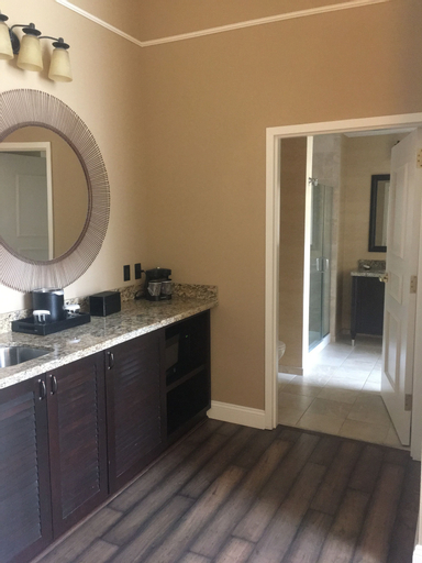 Bathroom 10