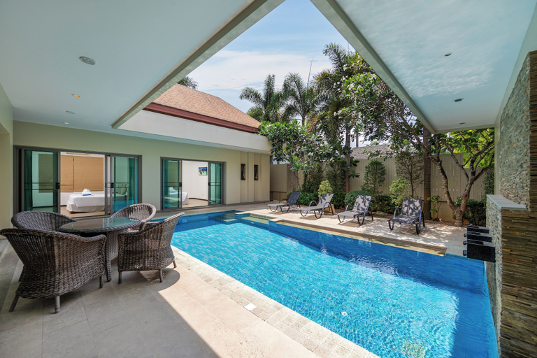 Sport & Beauty 1, Villa Bond, Phuket Island
