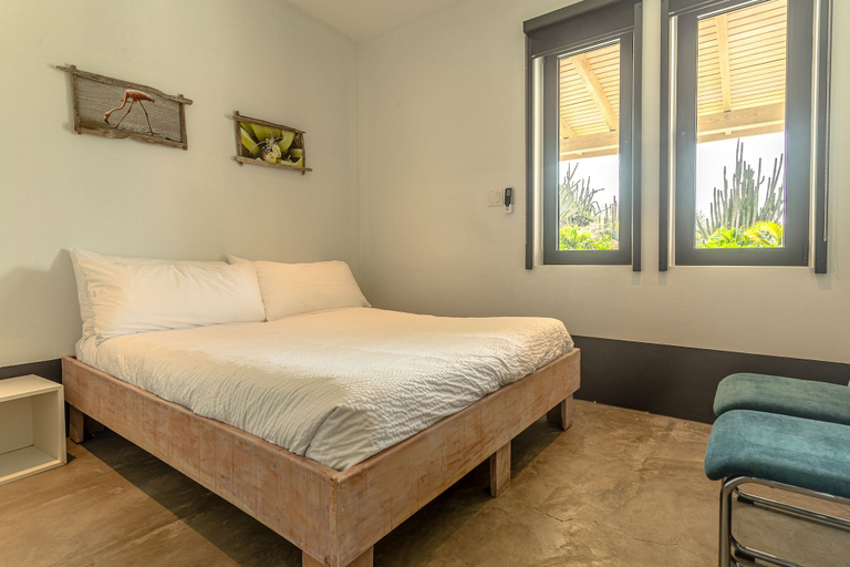Bedroom 3, Luxurious Ocean View Getaway!