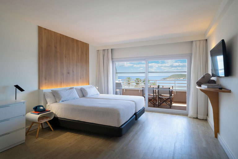 Bedroom 3, INNSiDE by Meliá Wave Calviá, Baleares