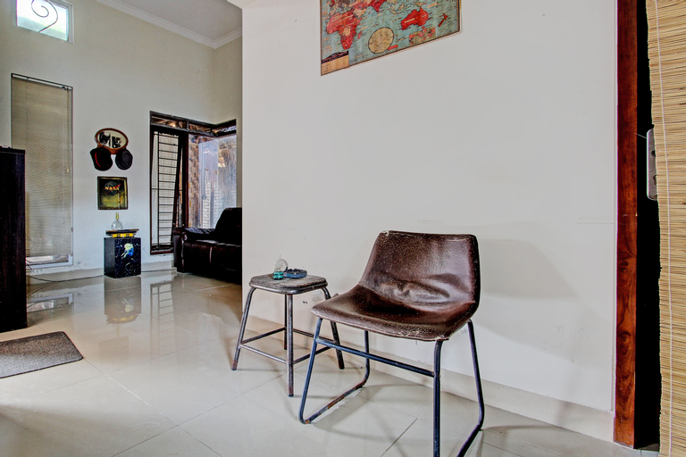 Others 5, OYO 93002 Kost Gayus, Sleman