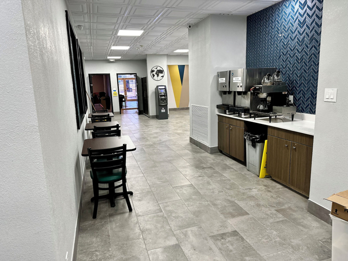 Others 4, Studio 6 Mesquite, Tx – Town East, Dallas