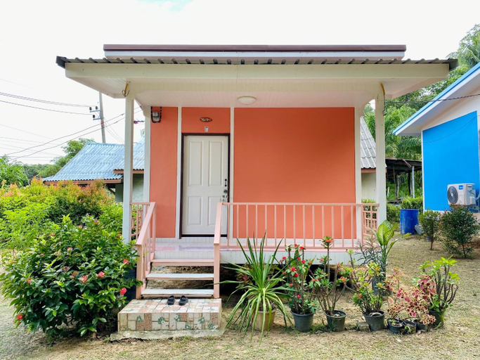 Others 3, TR Bungalow, Ko Yao District