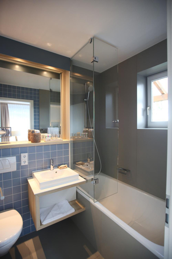 Bathroom 3, Boutique Hotel Reschen, Starnberg