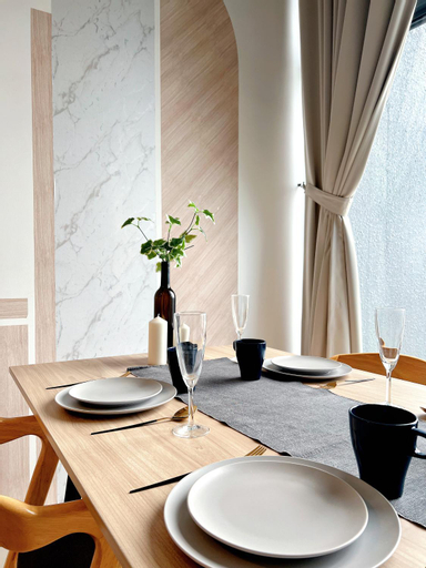 Dining Room 6