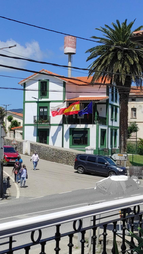 Others 3, Albergue de Santullan, Cantabria