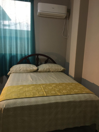 Others 4, Hotel Premier Inn, Manta