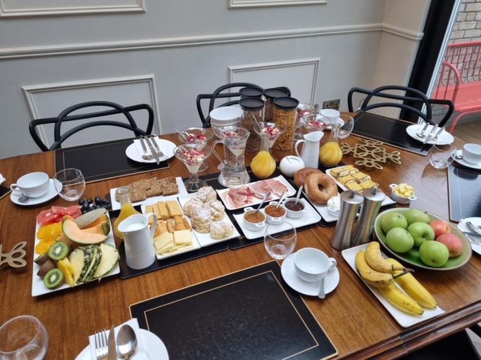 Food & Drinks 4, Blackrock B&B, Dublin