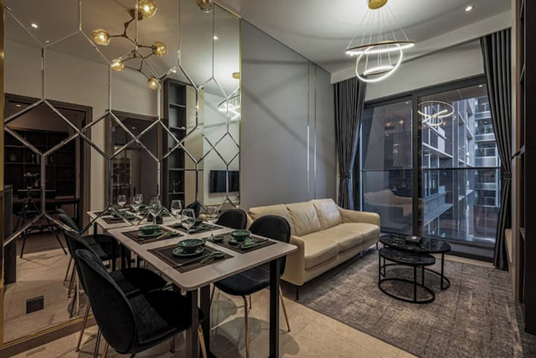 Dining Room 4