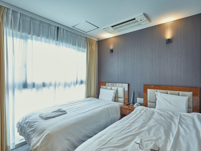 Bedroom 8