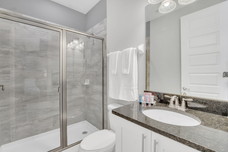 Bathroom 3, Your Own Tropical Oasis! 6 mi to Disney!, Osceola