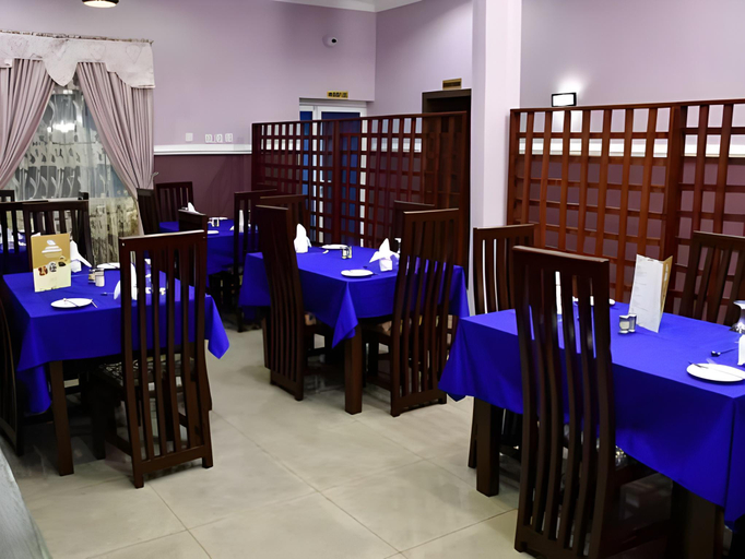 Food & Drinks, Goshen Grand Hotel, Obio/Akp