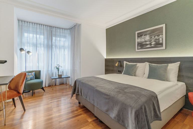 Bedroom 27