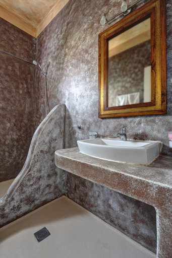 Bathroom 4, Valena Mare, South Aegean