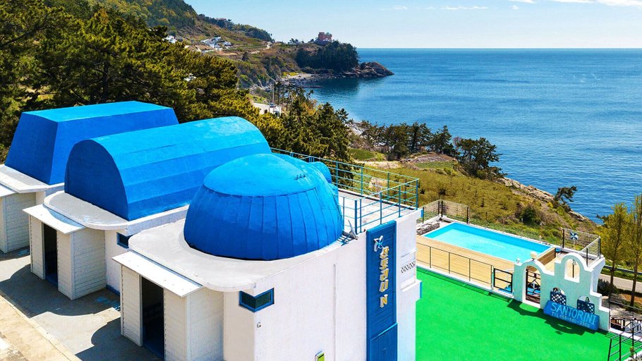 Exterior & Views 2, SANTORINI N Pension, Namhae