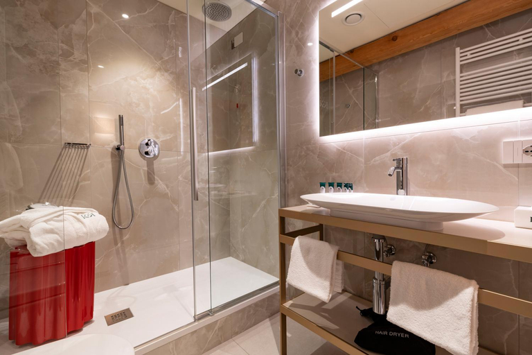 Bathroom 5, Palazzo Keller, Venezia