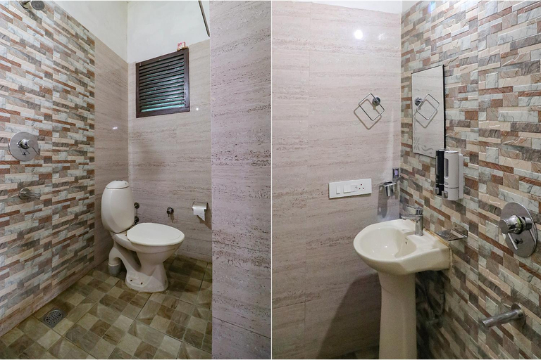 Bathroom 4, FabHotel K9 Regency I, Ludhiana