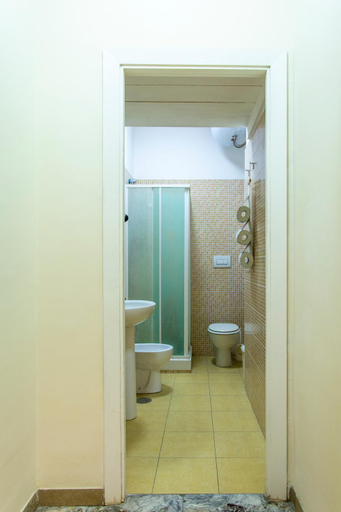 Bathroom 2, Stazione Centrale B&B, Napoli