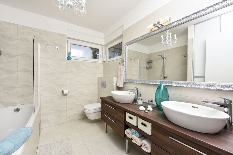 Bathroom 4, Villa Mirta, Novigrad