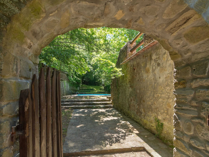Others 4, Spacious Villa Retreat, Pistoia