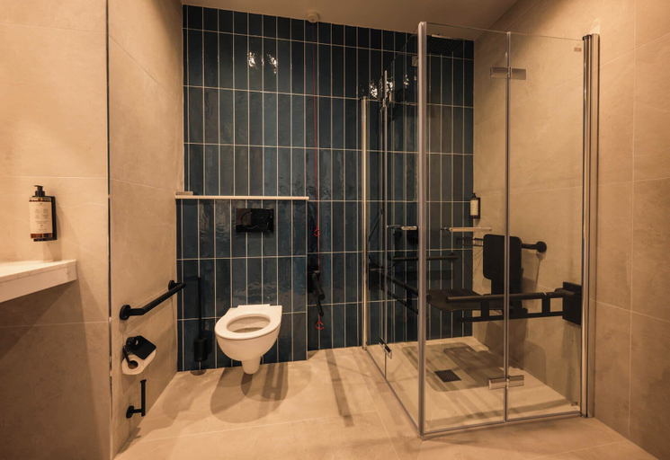 Bathroom 4, Viking Hotel Waterford