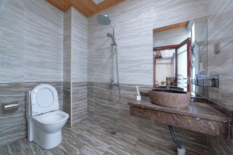 Bathroom 5, Easy House, Zhangjiajie