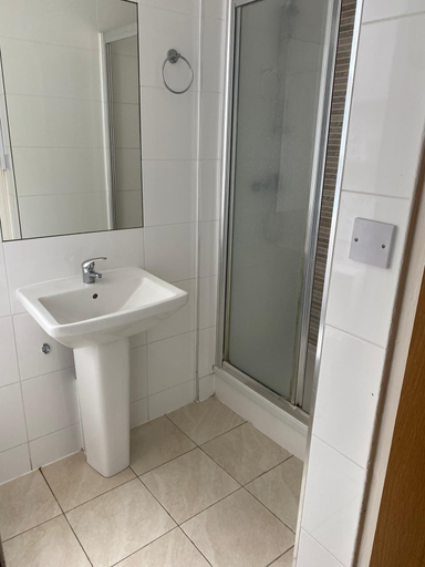 Bathroom 4, The Beverley Apartments, London