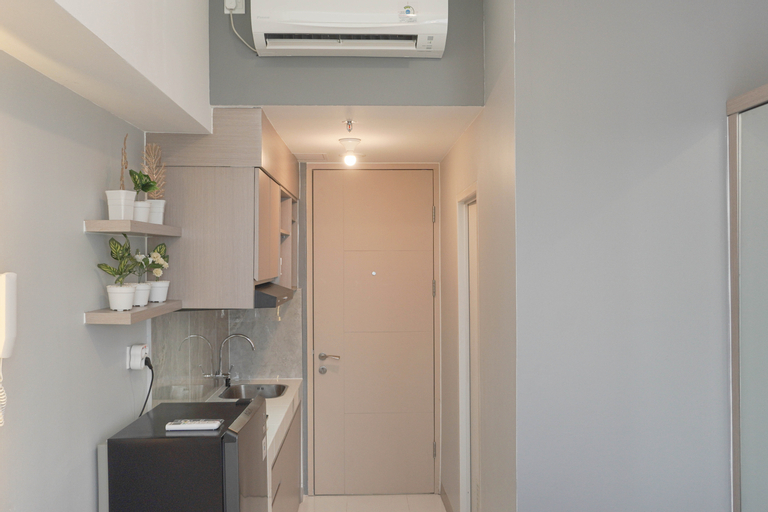 Others 4, Comfort Studio Room Tokyo Riverside PIK 2 Apartment By Travelio, Tangerang