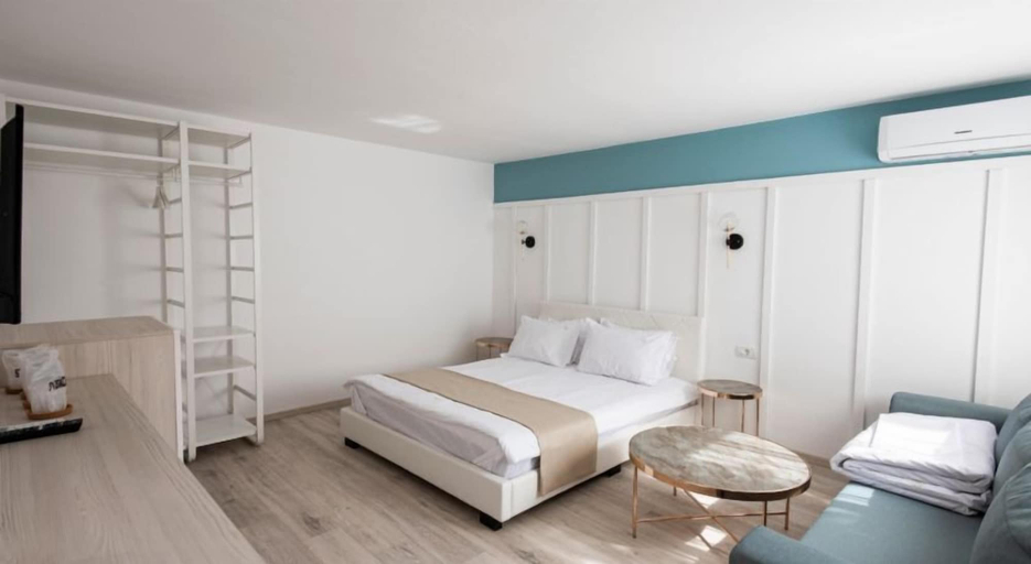 Bedroom 3, Dana Resort, Mangalia