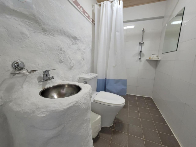 Bathroom 3, Jeju Mermuri, Seogwipo