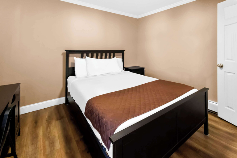 Others 3, Americas Best Value Inn Avenel Woodbridge, Middlesex