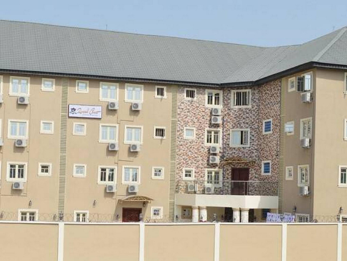 Exterior & Views 2, Royal Crest Hotel & Suites, Obio/Akp