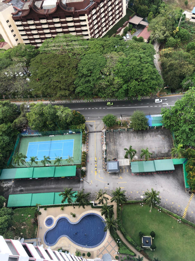 Beach Resort Home Stay SRI SAYANG APARTMENT BATU FERRINGHI 2BEDROOM, Penang Island