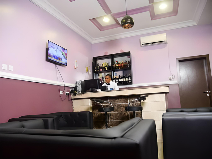 Others 5, Goshen Grand Hotel, Obio/Akp
