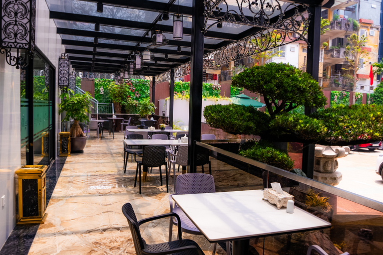 Food & Drinks 5, Capital Garden Hotel, Đống Đa