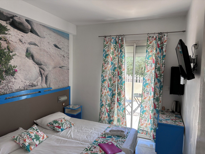 Bedroom 4, Hôtel de la Mer, Alpes-Maritimes