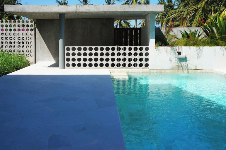 Swimming Pool 8