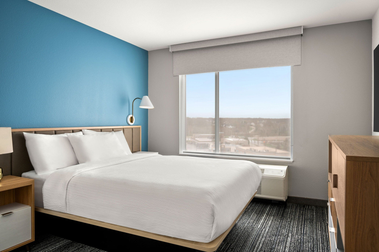Bedroom 3, TownePlace Suites by Marriott Wentzville, Saint Charles