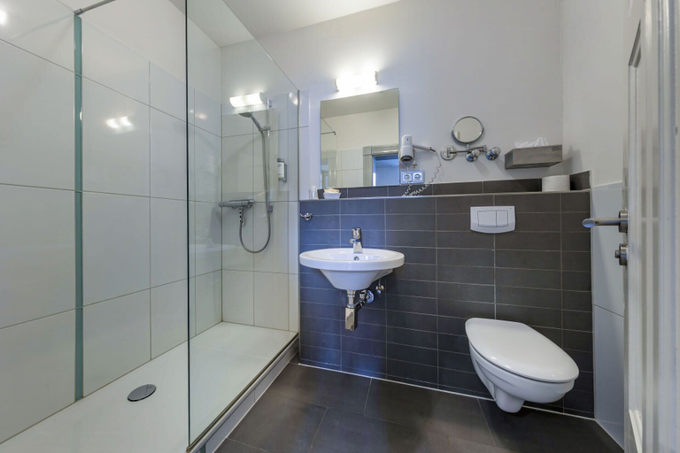 Bathroom 5, Hotel 1690 – Designhotel und Apartments, Rendsburg-Eckernförde