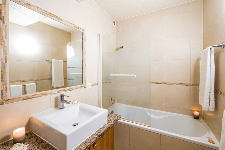 Bathroom 4, Villa Dorado, Albufeira