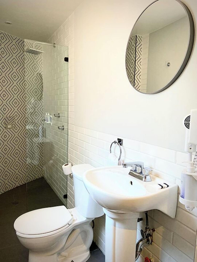 Bathroom 4, VOS Condesa, Mexico City
