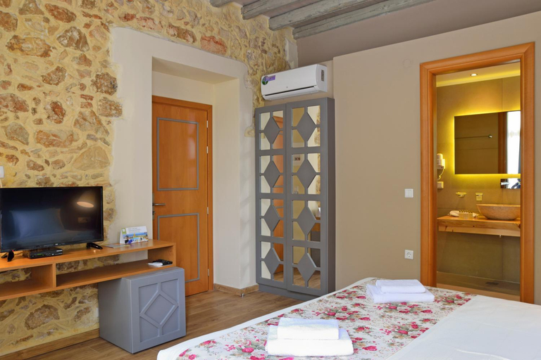Bathroom 4, Elia Kentron, Crete