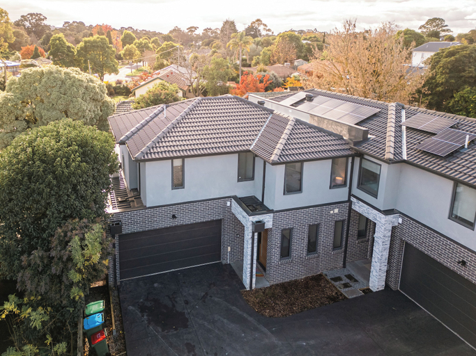 Exterior & Views 2, StayAU Stylish 4BR Home Ringwood, Maroondah - Ringwood