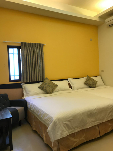 Bedroom 2, Lucky Bear Guesthouse, Penghu