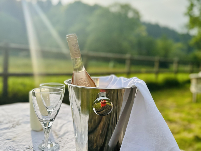 Dining 2, Charming Holiday Cottage in Devon - Country Views, Devon