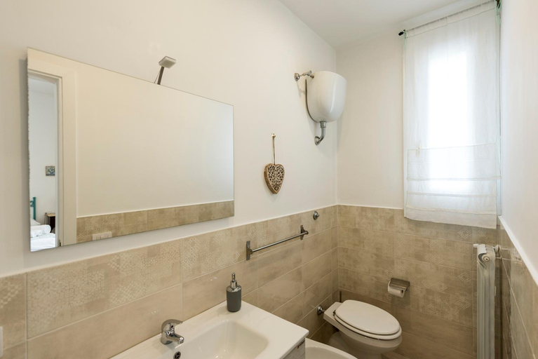 Others 5, B&B Casa Maria Vittoria, Napoli