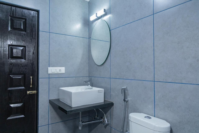 Bathroom, VP Residency, North Goa