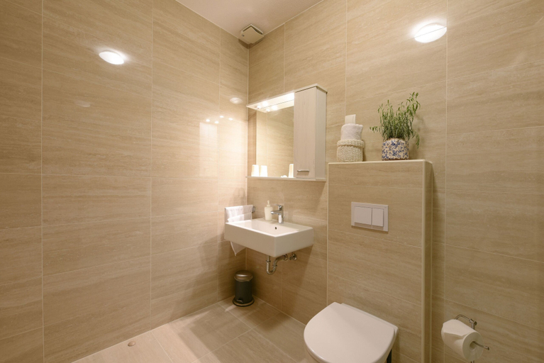 Bathroom 3, Villa Lubey, Ražanac
